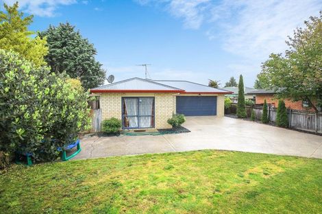 Photo of property in 42 Catalina Drive, Melville, Hamilton, 3206