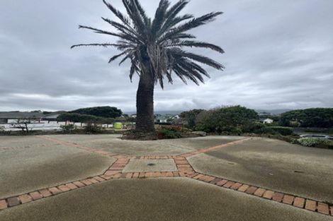 Photo of property in 69 Field Way, Waikanae Beach, Waikanae, 5036