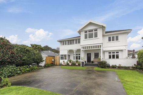 Photo of property in 55 Vivian Street, New Plymouth, 4310