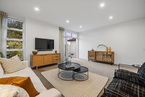 Photo of property in 8 Sylvan Park Avenue, Milford, Auckland, 0620