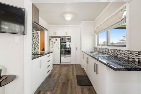 Photo of property in 6 Roger Street, Pukehangi, Rotorua, 3015