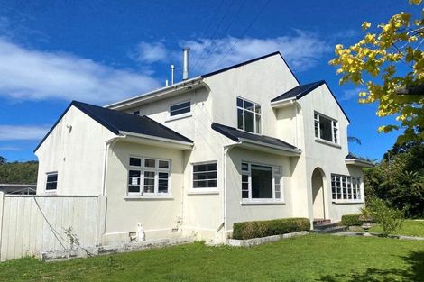 Photo of property in 2 Geraldine Street, Greymouth, 7805