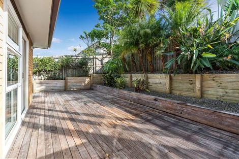 Photo of property in 28a Park Road, Glenfield, Auckland, 0629