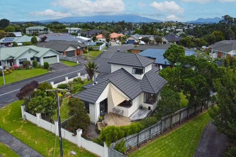 Photo of property in 2 Royal Heights, Glen Avon, New Plymouth, 4312