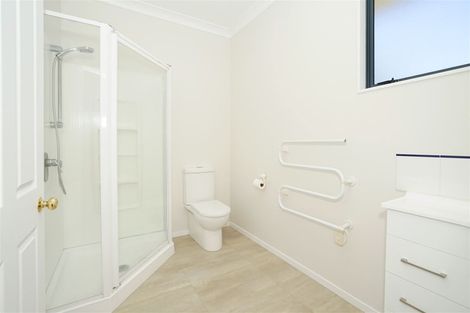 Photo of property in 11 Guernsey Place, Grandview Heights, Hamilton, 3200