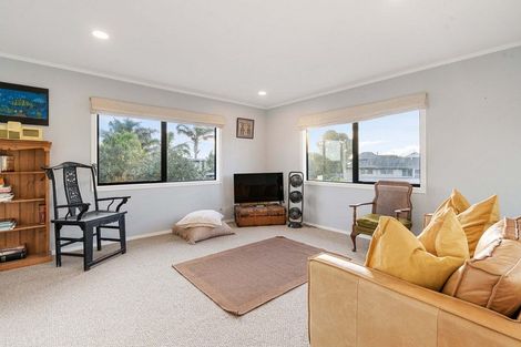 Photo of property in 112 Dickson Road, Papamoa Beach, Papamoa, 3118