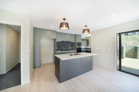 Photo of property in 5 Swinton Place, Churton Park, 6037