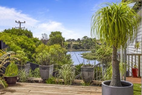 Photo of property in 9 Tauwaka Crescent, Riverhead, 0820