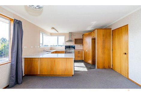 Photo of property in 19 Timaru Road, Waimate, 7924