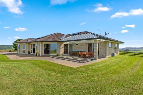 Photo of property in 107 Fuller Road, South Head, Helensville, 0874