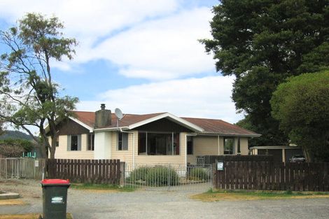 Photo of property in 10 Kentucky Street, Totara Park, Upper Hutt, 5018