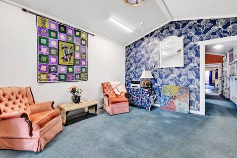 Photo of property in 20 Domett Street, Waitara, 4320