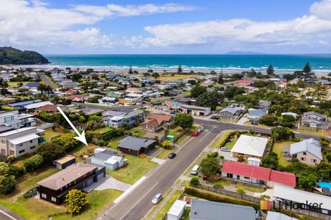 Photo of property in 2b Browns Drive, Waihi Beach, 3611