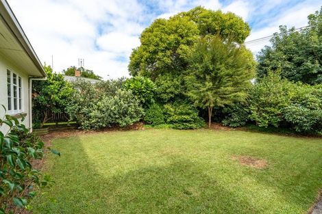 Photo of property in 37 Storey Avenue, Forest Lake, Hamilton, 3200