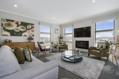 Photo of property in 2 Te Kaka Place, Omokoroa, 3114