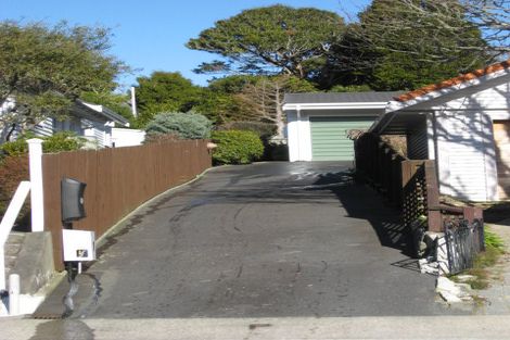 Photo of property in 25a Friend Street, Karori, Wellington, 6012