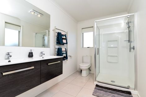 Photo of property in 23 Plescher Crescent, Leamington, Cambridge, 3432