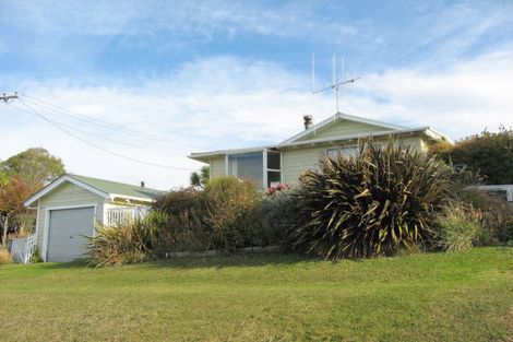 Photo of property in 18 Spiers Street, Kakanui, Oamaru, 9495