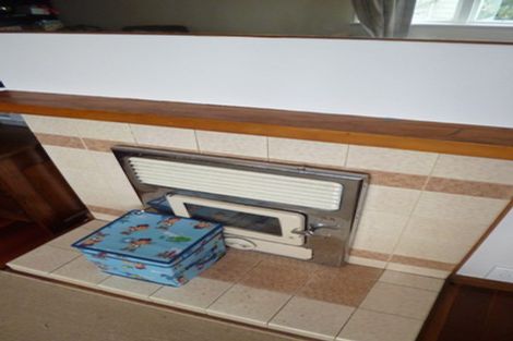 Photo of property in 32 Price Crescent, Mount Wellington, Auckland, 1060