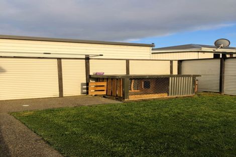 Photo of property in 51 Holloway Street, Waikiwi, Invercargill, 9810