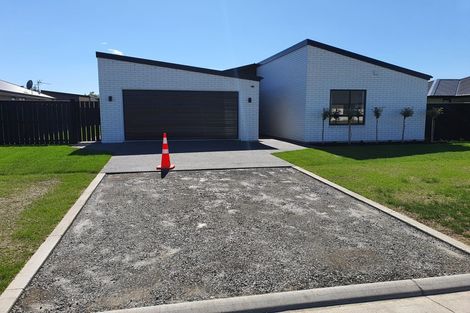 Photo of property in 7 Colebrook Drive, Rolleston, 7614