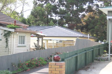 Photo of property in 17b Kereru Street, Henderson, Auckland, 0612