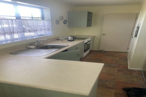 Photo of property in 2a Calder Place, Feilding, 4702