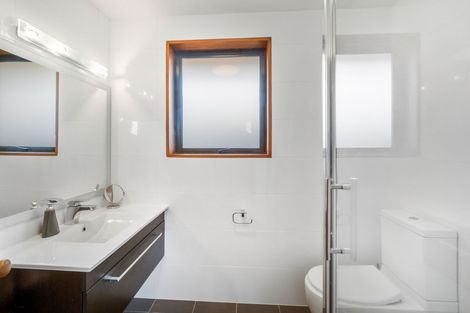 Photo of property in 20 Takaro Avenue, Sockburn, Christchurch, 8042