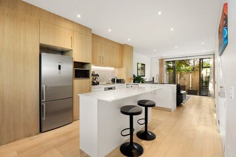 Photo of property in 4/445 Hibiscus Coast Highway, Orewa, 0931