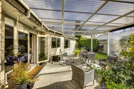 Photo of property in 5 Flemington Place, Taradale, Napier, 4112