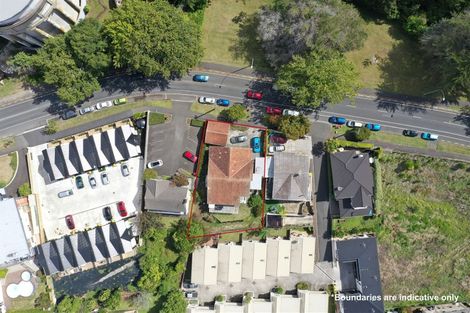 Photo of property in 12 Ruakiwi Road, Hamilton Lake, Hamilton, 3204