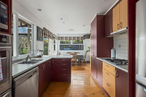 Photo of property in 46 Normanton Street, Glenfield, Auckland, 0629