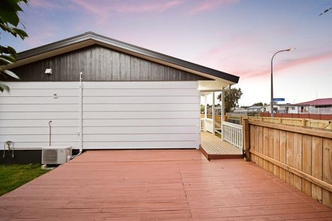 Photo of property in 24a Lloyd Drive, Nawton, Hamilton, 3200