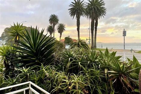 Photo of property in 4/381 Tamaki Drive, Saint Heliers, Auckland, 1071