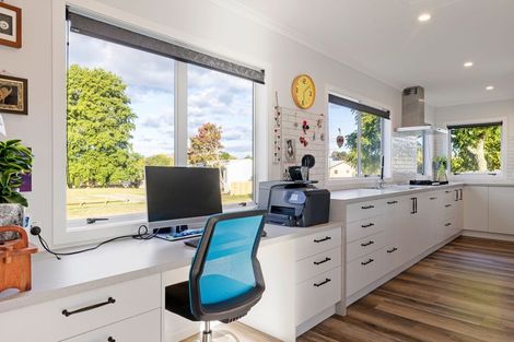 Photo of property in 17 Taksan Place, Pukete, Hamilton, 3200