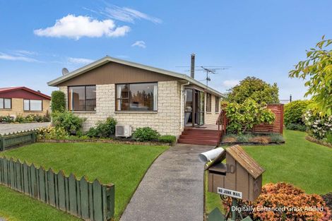 Photo of property in 10 Merlin Place, Gore, 9710