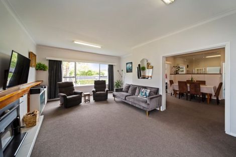 Photo of property in 14 Dives Avenue, Hawera, 4610