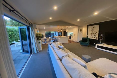 Photo of property in 64 Lorna Irene Drive, Raumati South, Paraparaumu, 5032