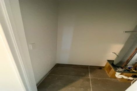 Photo of property in 1/7 South Pacific Place, Henderson, Auckland, 0612