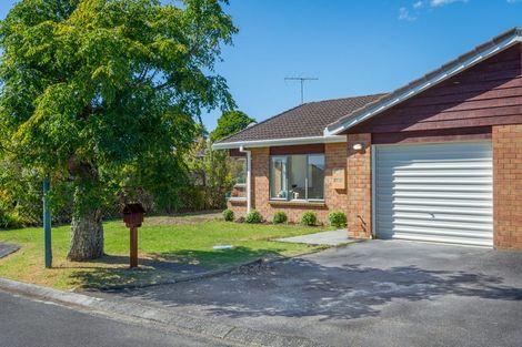 Photo of property in 19 The Grove, Red Beach, 0932