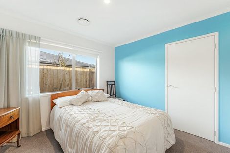 Photo of property in 34 Butterworth Crescent, Papamoa Beach, Papamoa, 3118