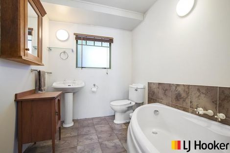 Photo of property in 6b Awhitu Gully Road, Manukau Heads, Awhitu, 2684