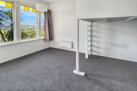 Photo of property in 150 Kelburn Parade, Kelburn, Wellington, 6012