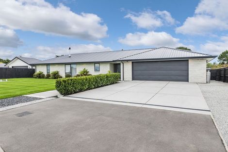 Photo of property in 8 Perendale Place, Kirwee, 7571