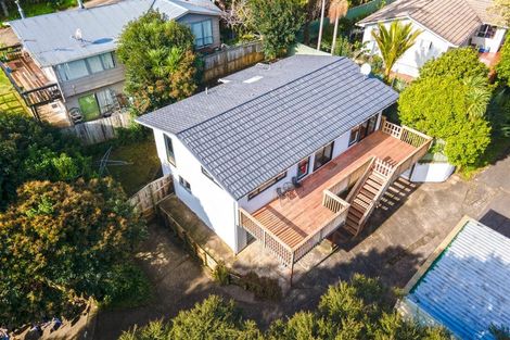 Photo of property in 1/41 Domain Road, Glenfield, Auckland, 0629