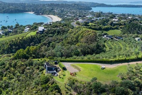 Photo of property in 25 Delamore Drive, Oneroa, Waiheke Island, 1081