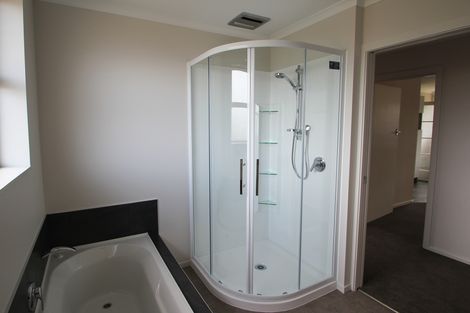 Photo of property in 42 Gordon Street, Weston, Oamaru, 9401