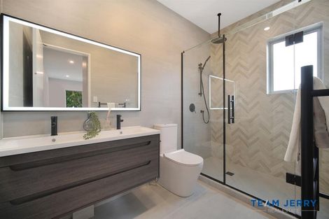 Photo of property in 25 Yellow Pear Lane, Karaka, 2578