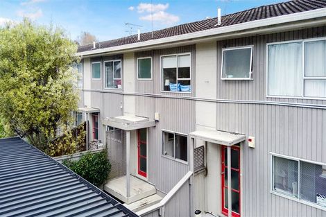 Photo of property in 5/42 Sheridan Drive, New Lynn, Auckland, 0600