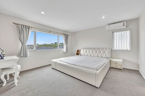 Photo of property in 388 Ormiston Road, Flat Bush, Auckland, 2019